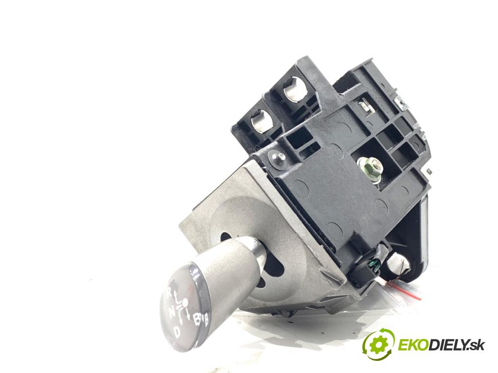 TOYOTA PRIUS II liftback 2008 57 kW 1.5 Hybrid (NHW20_) 1497 Kulisa  (Rýchlostná páka (kulisa))