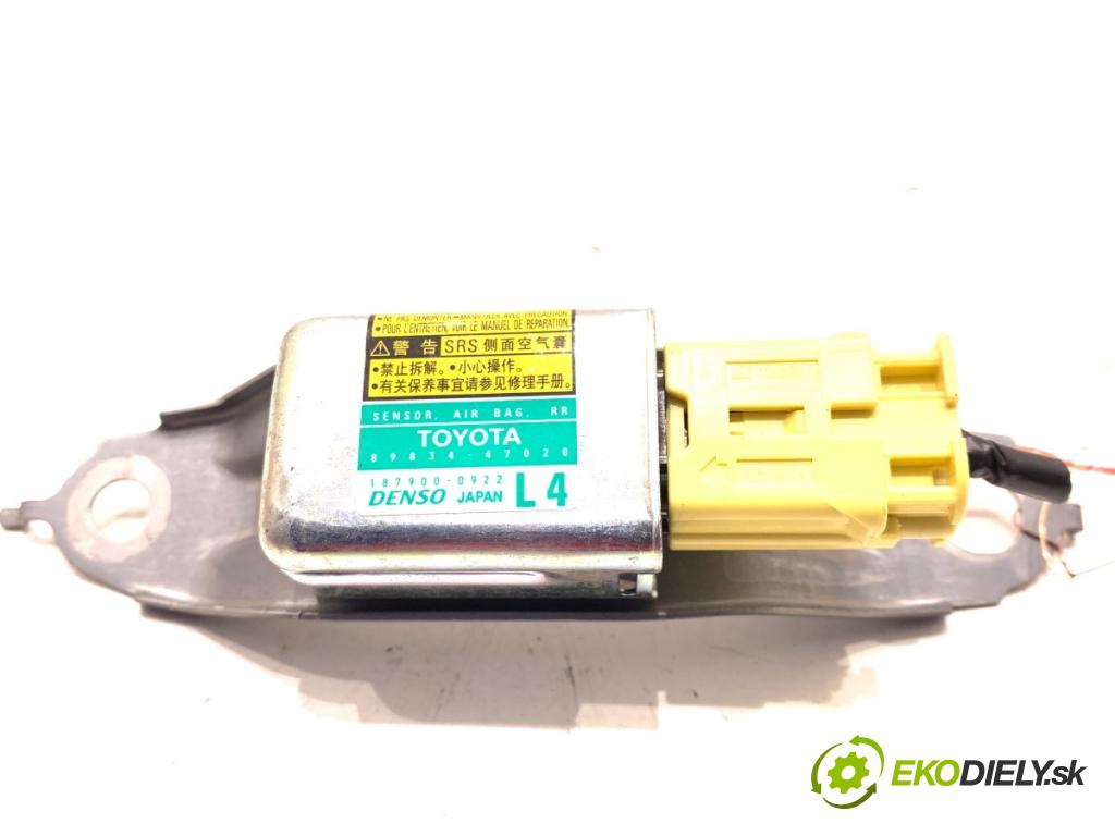 TOYOTA PRIUS II liftback 2008 57 kW 1.5 Hybrid (NHW20_) 1497 Snímač nárazu 89834-47020 (Snímač nárazu)