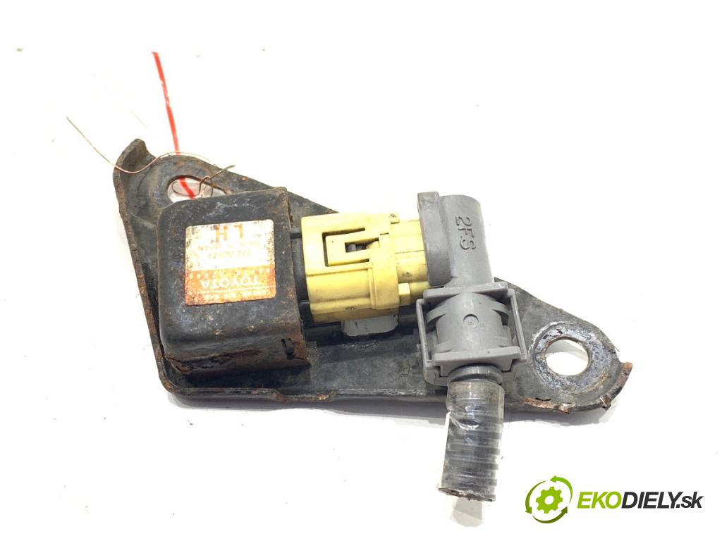 TOYOTA PRIUS II liftback 2008 57 kW 1.5 Hybrid (NHW20_) 1497 Snímač nárazu 89174-47040 (Snímač nárazu)