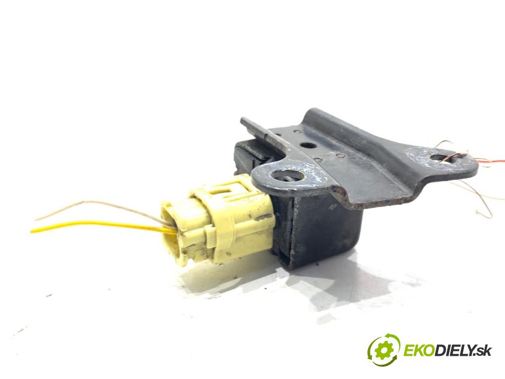 TOYOTA PRIUS II liftback 2008 57 kW 1.5 Hybrid (NHW20_) 1497 Snímač nárazu 187600-5720 (Snímač nárazu)