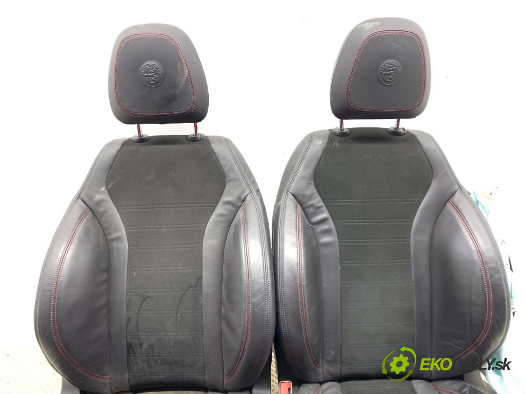 ALFA ROMEO STELVIO SUV 2022 206 kW 2.0 Q4 (949.AXA2A) 1995 Sedadlá, sedačky Sedadlo bočné