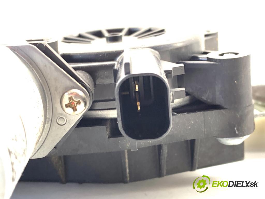 FIAT TIPO sedan 2018 70 kW 1.4 (356SXA1B) 1368 Mechanizmus okna ľavy predný 00521304360