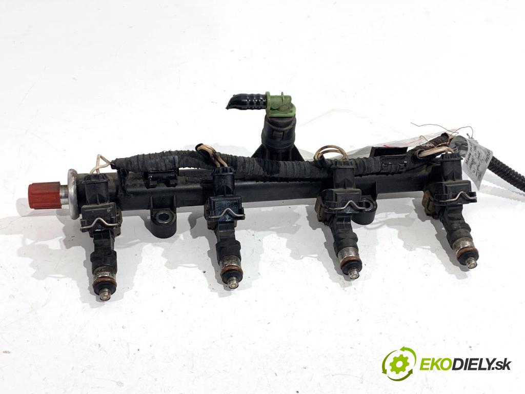 FIAT TIPO sedan 2018 70 kW 1.4 (356SXA1B) 1368 Lišta vstrekovacia 0280151302 (Vstrekovacia lišta)