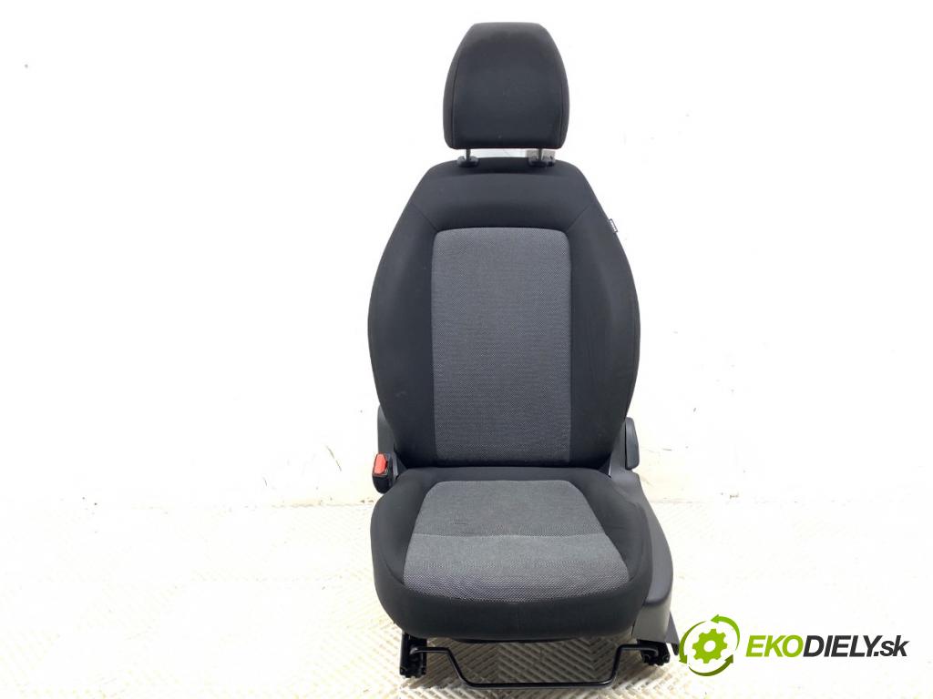 FIAT TIPO sedan 2018 70 kW 1.4 (356SXA1B) 1368 Sedadlo ľavy predný 
