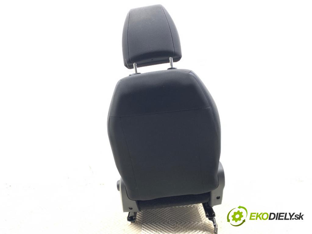 FIAT TIPO sedan 2018 70 kW 1.4 (356SXA1B) 1368 Sedadlo ľavy predný