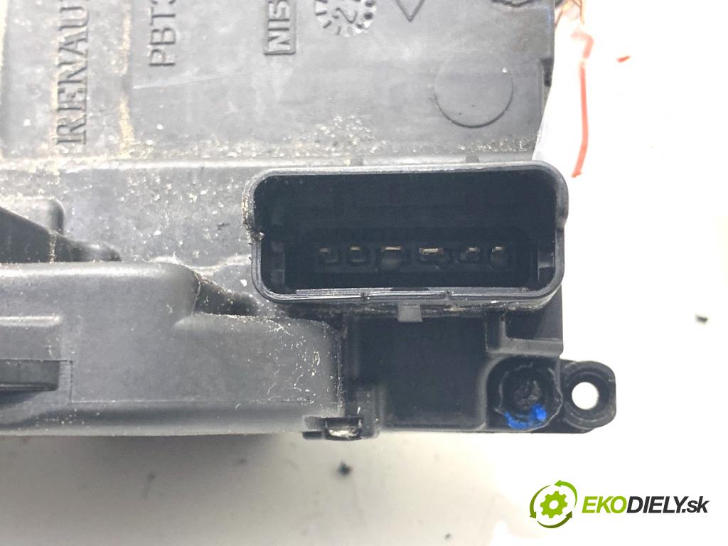 RENAULT KANGOO II nadwozie wielkoprzestrzenne (MPV) 2021 85 kW 1.5 dCi 115 (KW17) 1461 zámok Dvere ľavy predný 8200497579