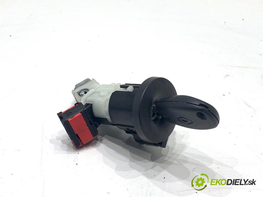 RENAULT KANGOO II nadwozie wielkoprzestrzenne (MPV) 2021 85 kW 1.5 dCi 115 (KW17) 1461 spinačka 8200405701 (Spínacia skrinka)