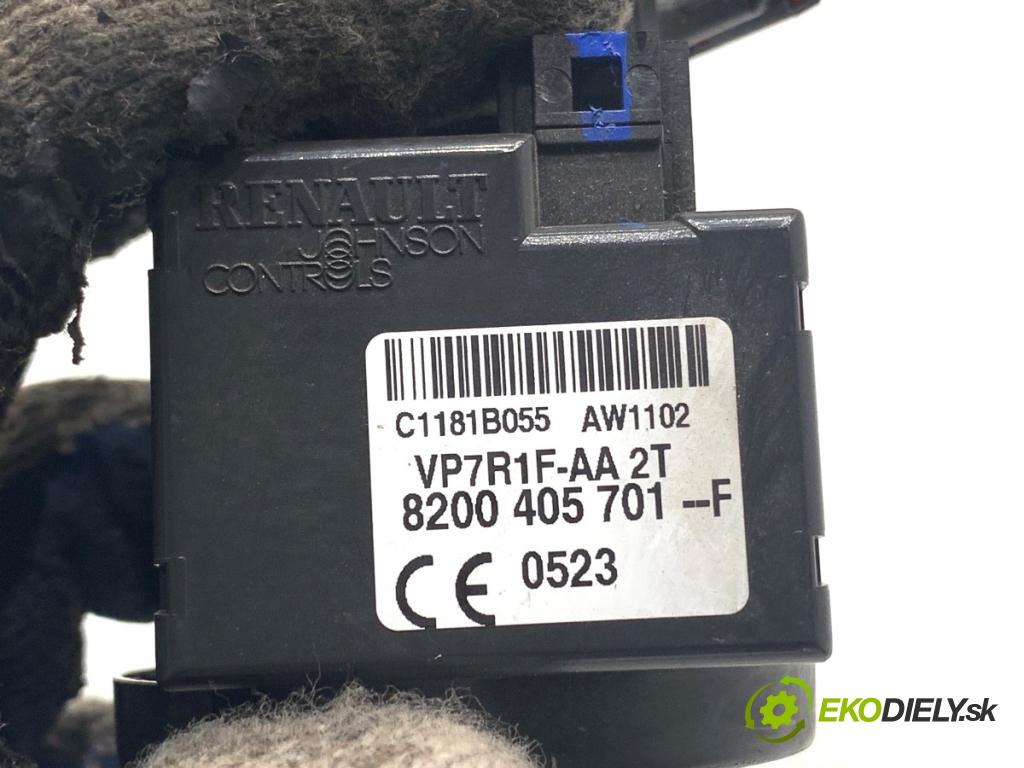 RENAULT KANGOO II nadwozie wielkoprzestrzenne (MPV) 2021 85 kW 1.5 dCi 115 (KW17) 1461 spinačka 8200405701 (Spínacia skrinka)