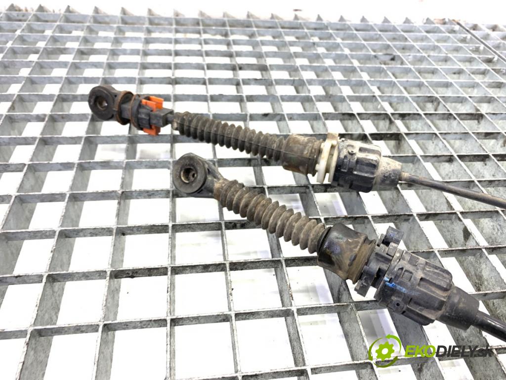 RENAULT KANGOO II nadwozie wielkoprzestrzenne (MPV) 2021 85 kW 1.5 dCi 115 (KW17) 1461 Kulisa 341082177R (Rýchlostná páka (kulisa))