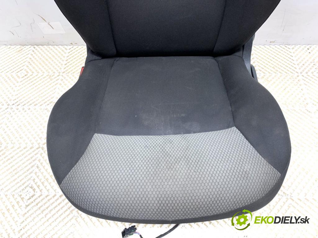 RENAULT KANGOO II nadwozie wielkoprzestrzenne (MPV) 2021 85 kW 1.5 dCi 115 (KW17) 1461 Sedadlo ľavy predný