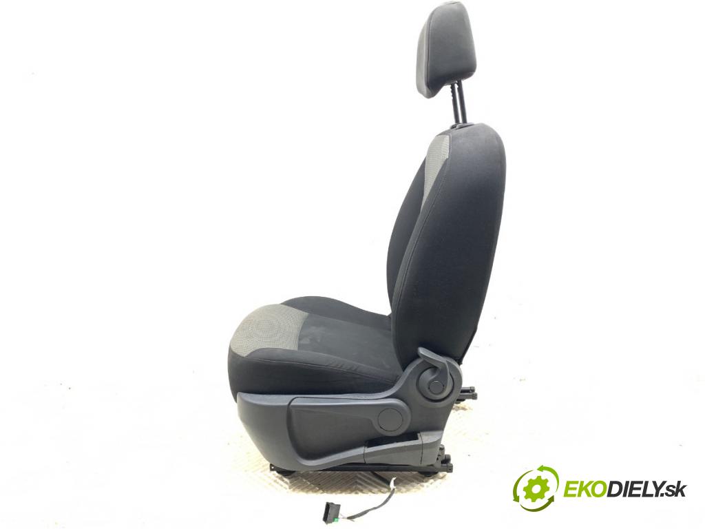 RENAULT KANGOO II nadwozie wielkoprzestrzenne (MPV) 2021 85 kW 1.5 dCi 115 (KW17) 1461 Sedadlo ľavy predný