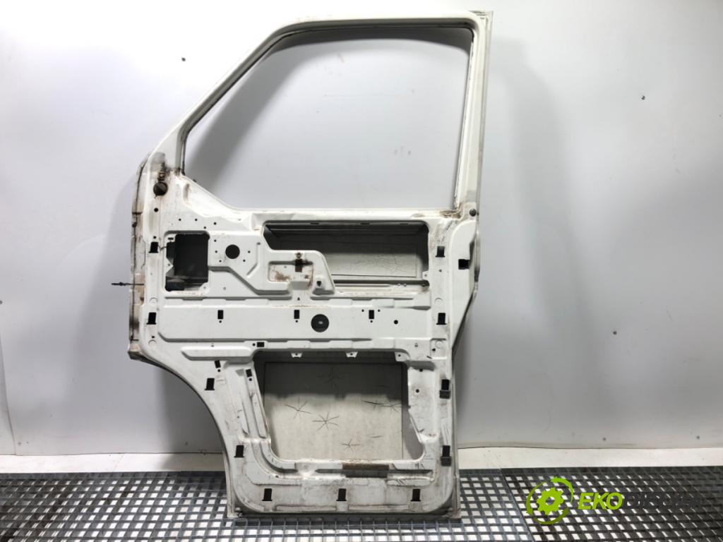 VW TRANSPORTER T4 Autobus 1998 50 kW 1.9 TD 1896 Dvere pravy predný