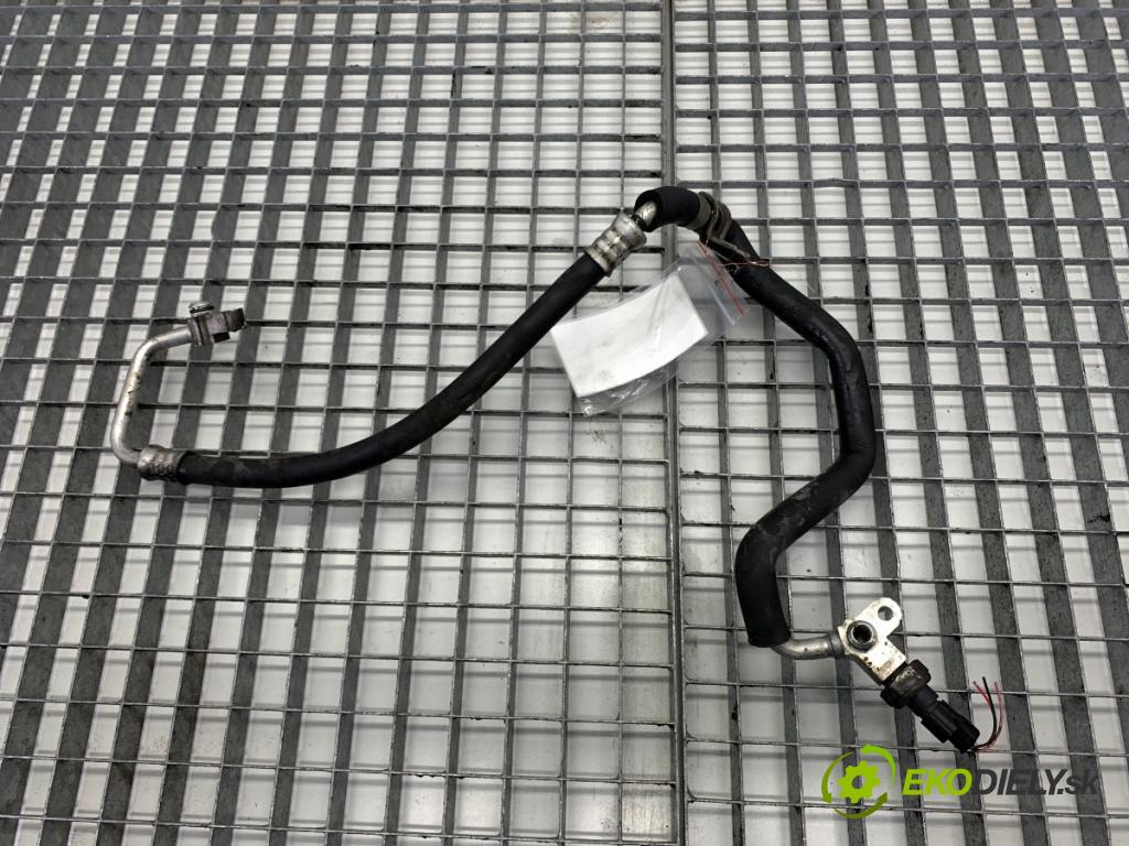 HONDA ACCORD VIII Kombi 2011 110 kW 2.2 i-DTEC (CW3) 2199 rúrka klimatizace  (Trubka klimatizace)