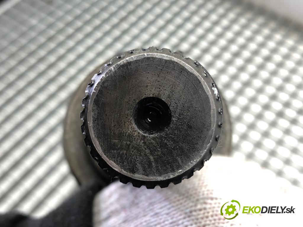 ALFA ROMEO STELVIO SUV 2022 206 kW 2.0 Q4 (949.AXA2A) 1995 Poloos pravy zad 00505639970