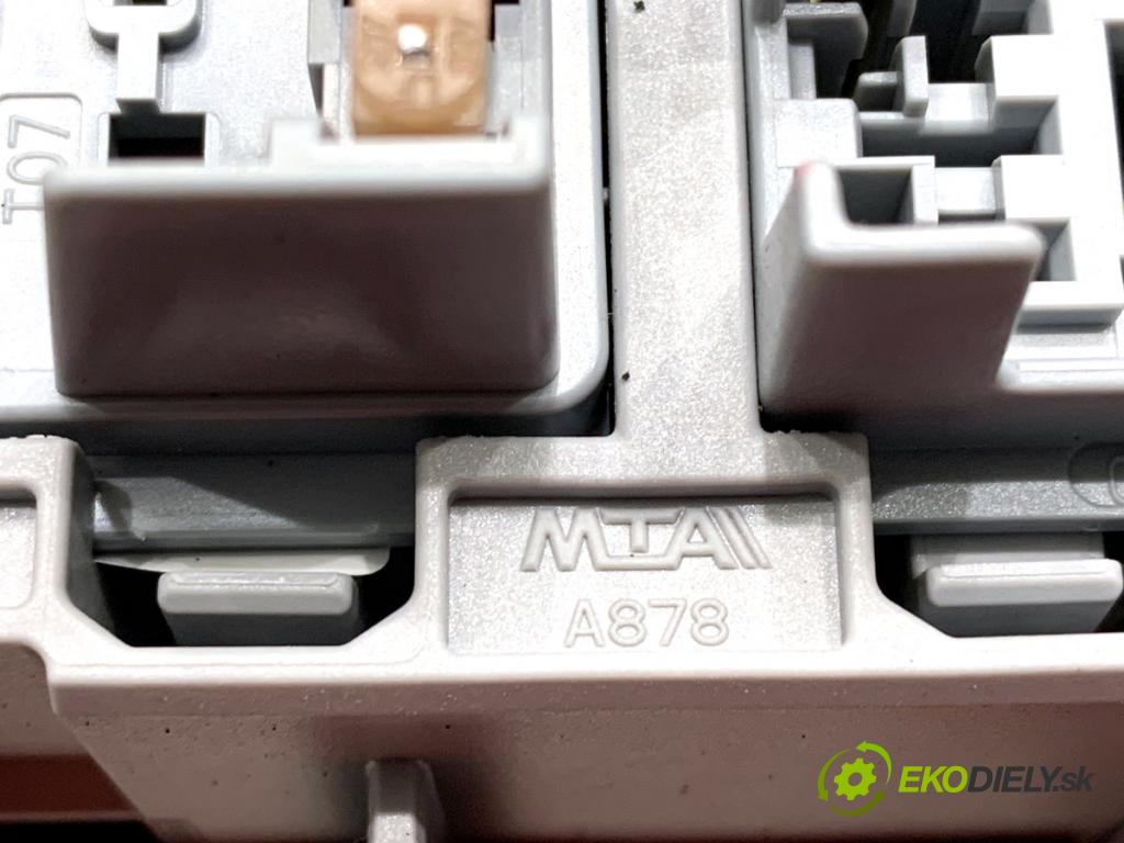 ALFA ROMEO STELVIO SUV 2022 206 kW 2.0 Q4 (949.AXA2A) 1995 skříňka poistková  (Pojistková skříňka)