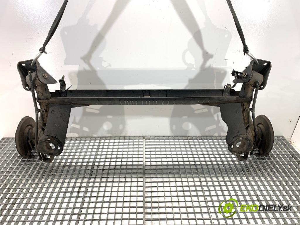 SKODA RAPID liftback 2018 70 kW 1.0 TSI 999 Výstuha zad