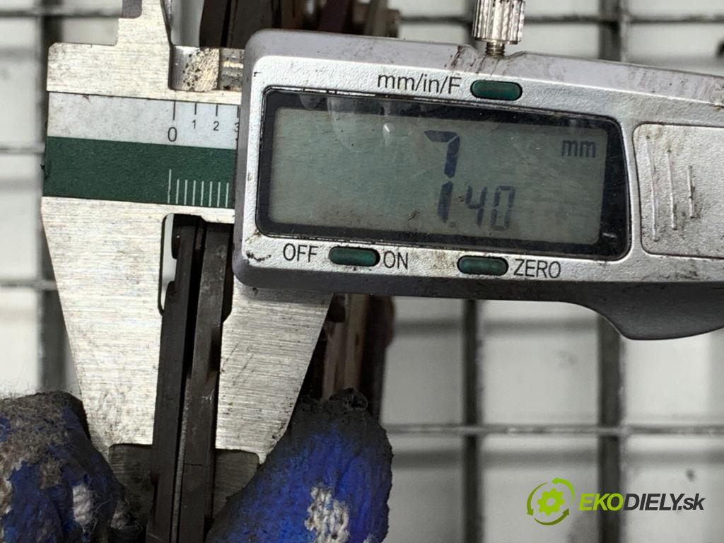 SKODA RAPID liftback 2018 70 kW 1.0 TSI 999 spojková sada bez ložiska 1878008691 3082002460 (Spojková sada)