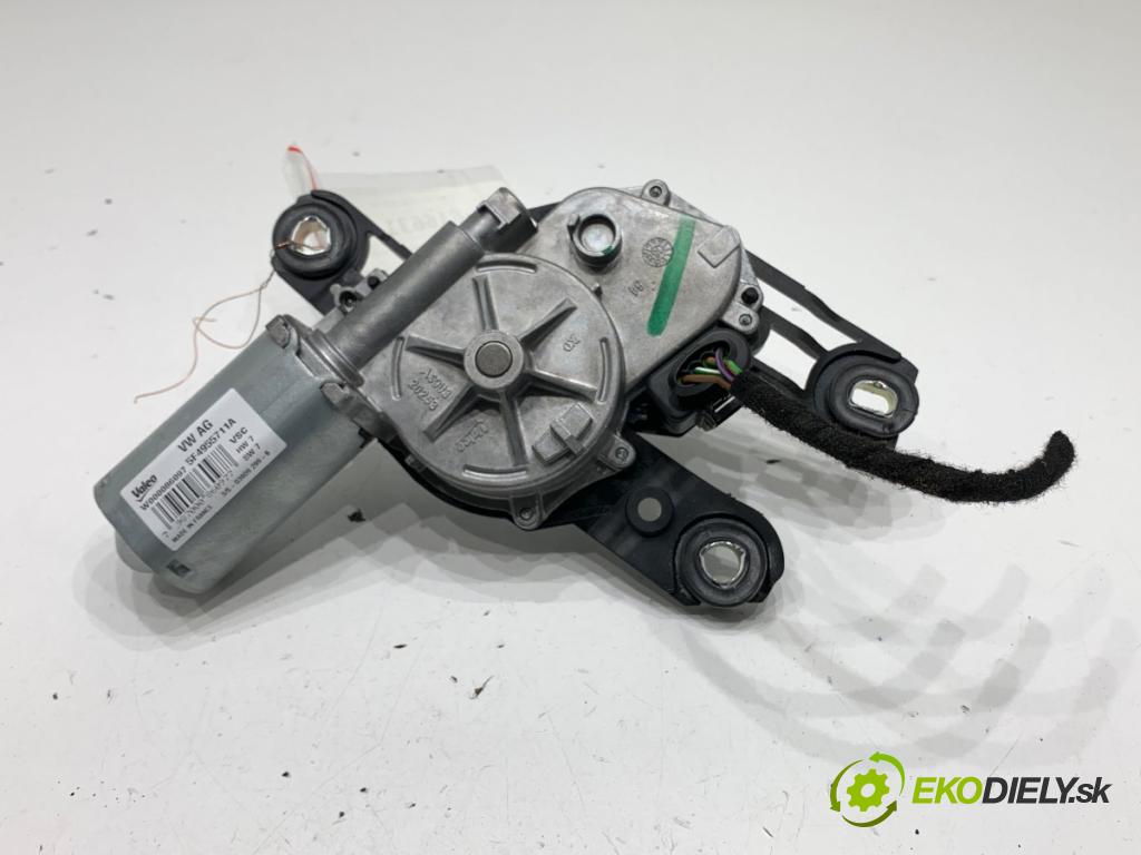 SKODA RAPID liftback 2018 70 kW 1.0 TSI 999 Motor stieračov zad 5F4955711A