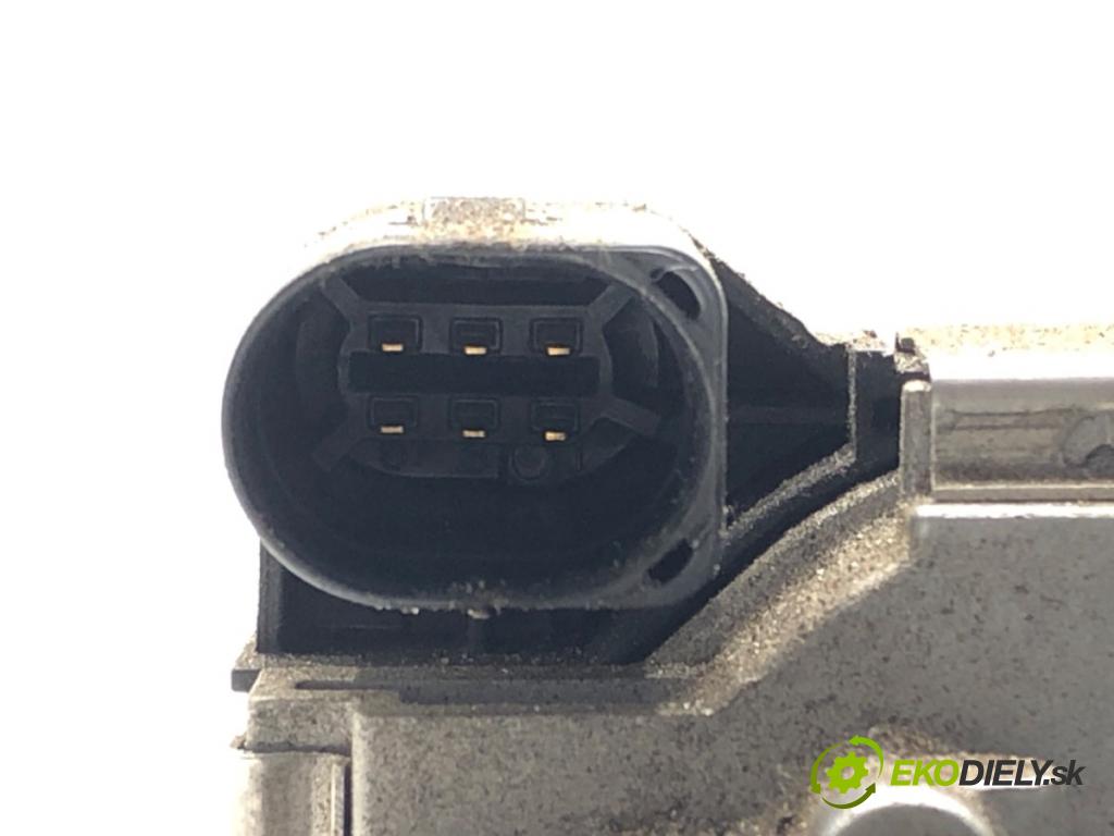 SKODA RAPID liftback 2018 70 kW 1.0 TSI 999 Škrtiaca klapka 04C133062C (Škrtiaca klapka)