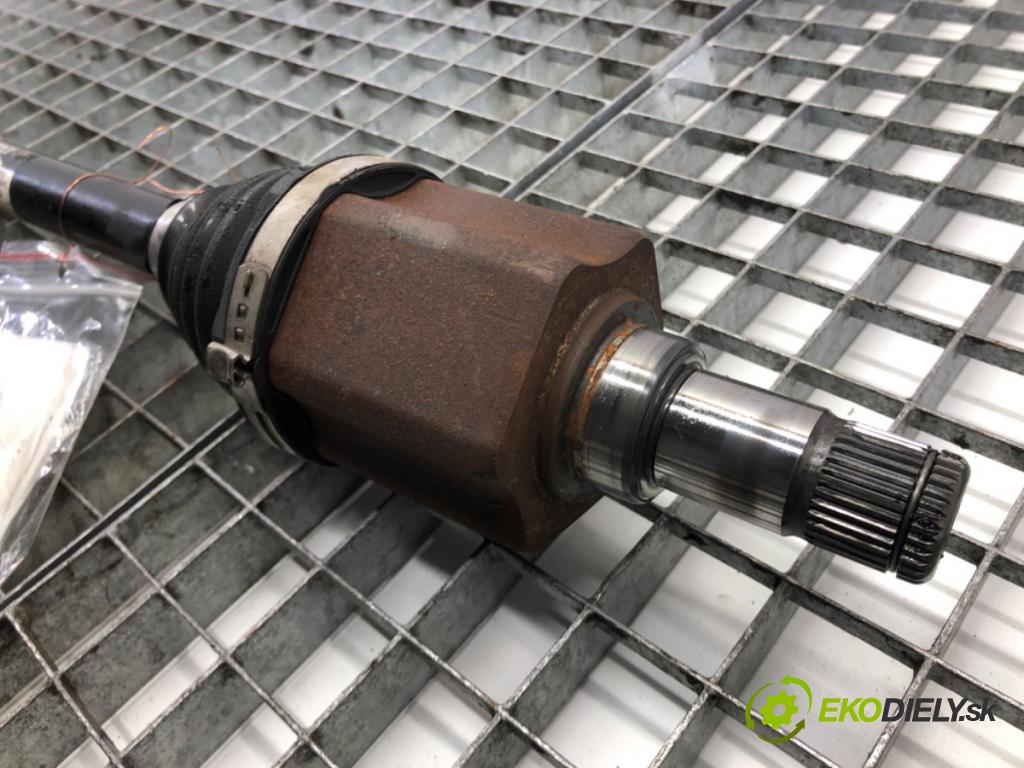 SKODA RAPID liftback 2018 70 kW 1.0 TSI 999 poloos levý přední část 6C0407271T