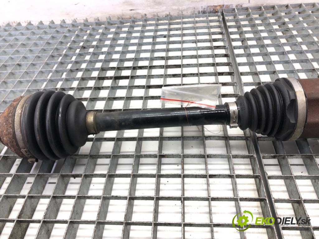 SKODA RAPID liftback 2018 70 kW 1.0 TSI 999 poloos levý přední část 6C0407271T