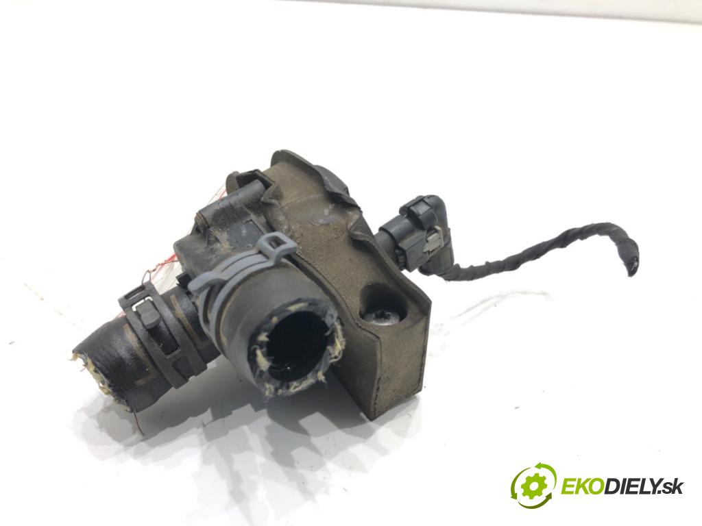 SKODA RAPID liftback 2018 70 kW 1.0 TSI 999 DALŠÍ: pumpa vody 5Q0965567 (Vodní pumpa)