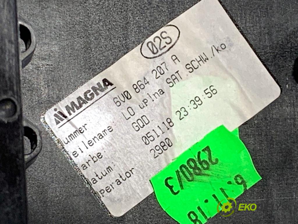 SKODA RAPID liftback 2018 70 kW 1.0 TSI 999 loketní opěrka 6V0864207A (Loketní opěrka)