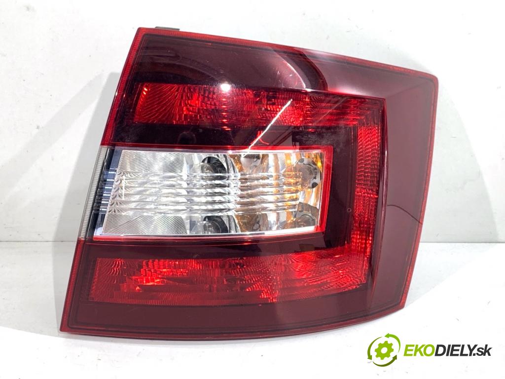 SKODA RAPID liftback 2018 70 kW 1.0 TSI 999 Svetlo pravy zad 5JJ945096A 5JJ945312
