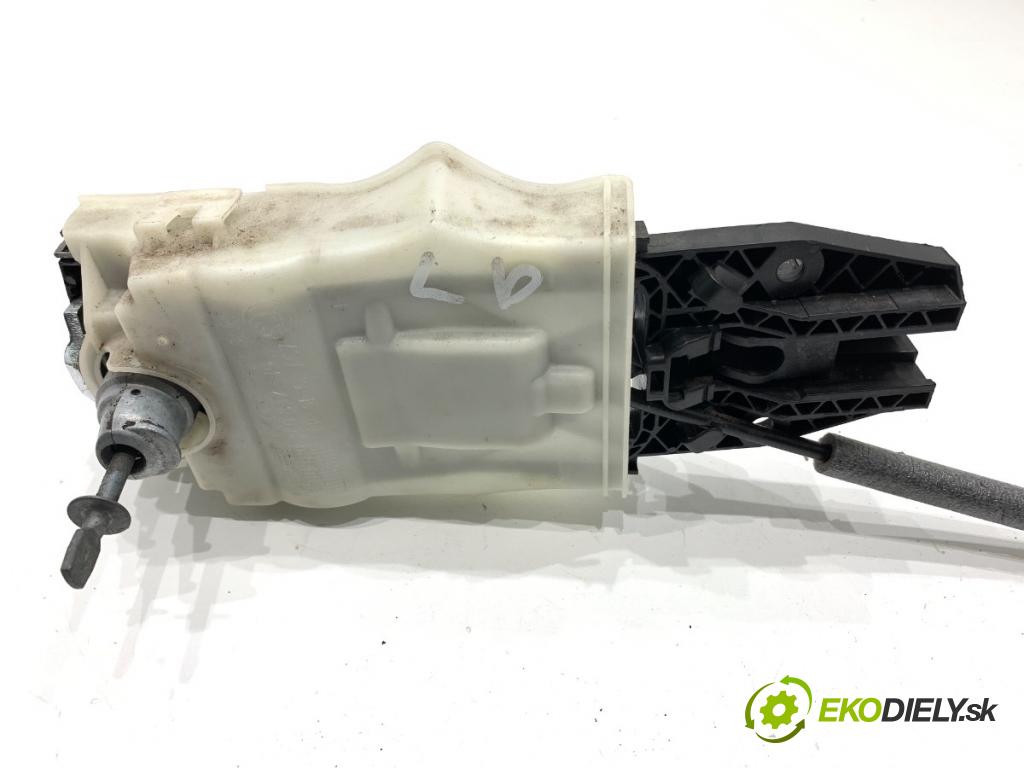 SKODA RAPID liftback 2018 70 kW 1.0 TSI 999 Kľučka vonkajšia ľavy predný 5N0837885H