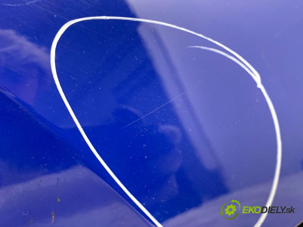 SKODA RAPID liftback 2018 70 kW 1.0 TSI 999 Blatník pravy predný