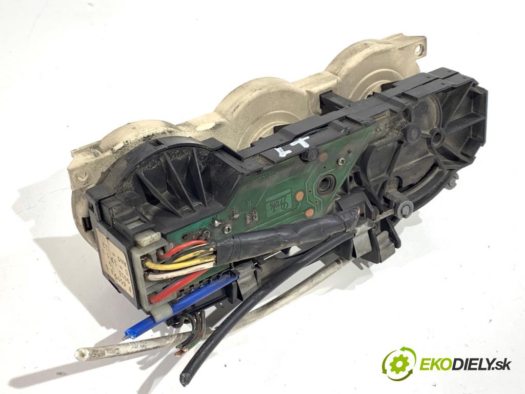 VW LT 28 35 Autobus 1999 75 kW 2.5 TDI 2461 Panel ovládania kúrenia  (Prepínacie páčky pod volantom)