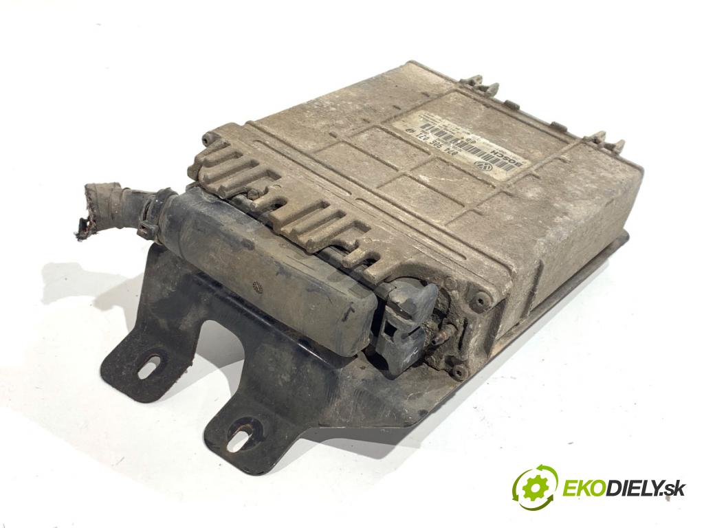 VW LT 28 35 Autobus 1999 75 kW 2.5 TDI 2461 riadiaca jednotka Motor 074906021AP (Riadiaca jednotka)