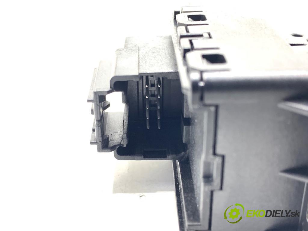 ALFA ROMEO STELVIO SUV 2022 206 kW 2.0 Q4 (949.AXA2A) 1995 Spínač brzdy ručnej brzdy 01561506080 (Prepínacie páčky pod volantom)