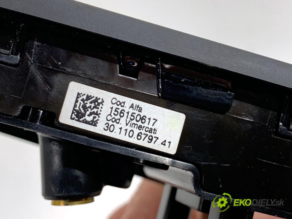 ALFA ROMEO STELVIO SUV 2022 206 kW 2.0 Q4 (949.AXA2A) 1995 SPÍNAČE: volantu 156150617