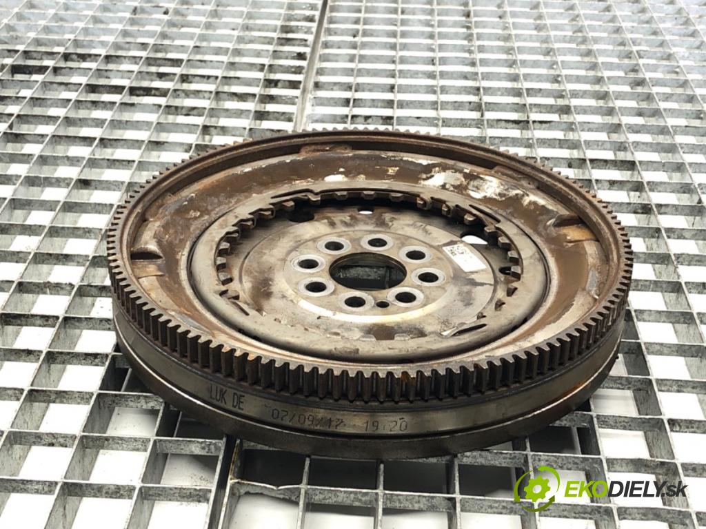 VW TOURAN nadwozie wielkoprzestrzenne (MPV) 2017 132 kW 1.8 TSI 1798 kolo setrvačníkové 06K105266E (Setrvačník )