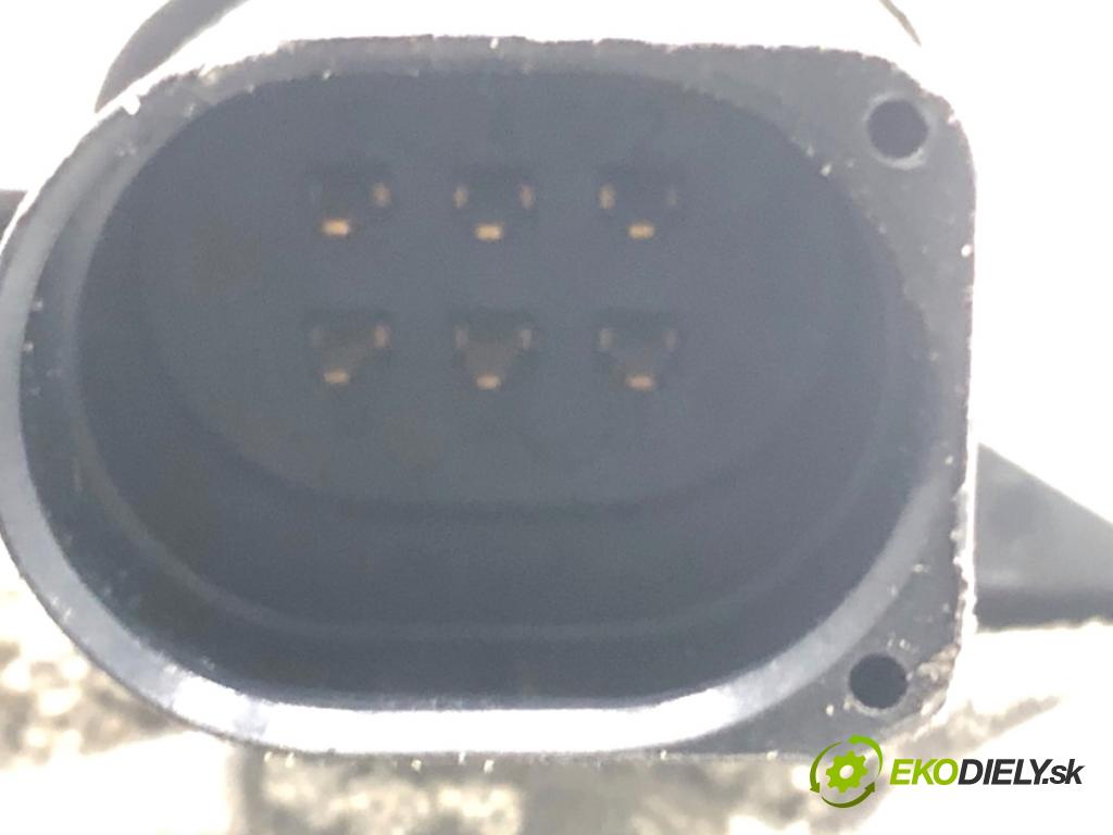 VW TOURAN nadwozie wielkoprzestrzenne (MPV) 2017 132 kW 1.8 TSI 1798 Škrtiaca klapka 06F133062T (Škrtiaca klapka)