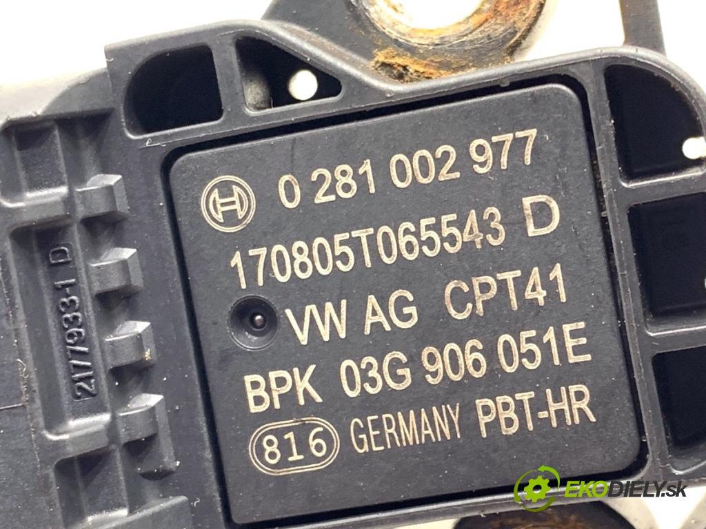 VW TOURAN nadwozie wielkoprzestrzenne (MPV) 2017 132 kW 1.8 TSI 1798 Snímač tlaku 03G906051E 0281002977 (Snímač tlaku)