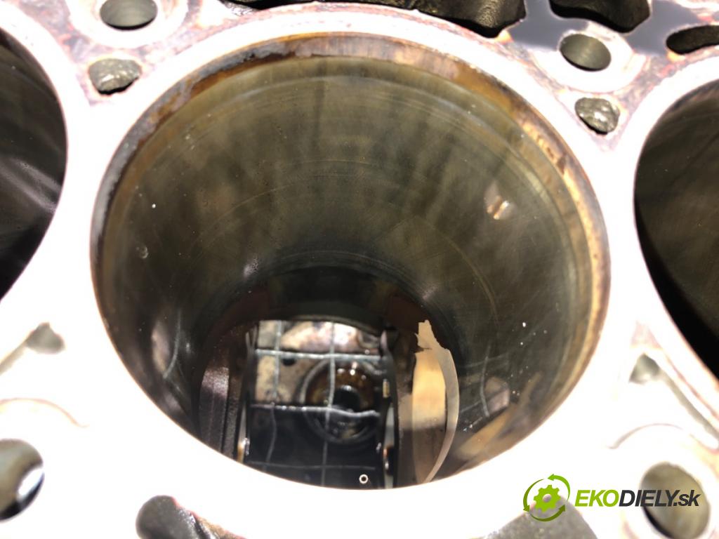 VW TOURAN nadwozie wielkoprzestrzenne (MPV) 2017 132 kW 1.8 TSI 1798 blok Motor 06K103023N (Blok motora)