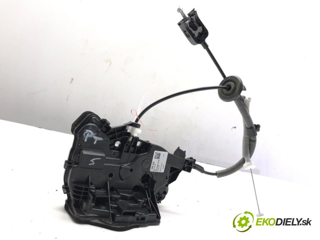 SKODA KAMIQ SUV 2024 85 kW 1.0 TSI 999 zámok Dvere pravy zad 10A839016B