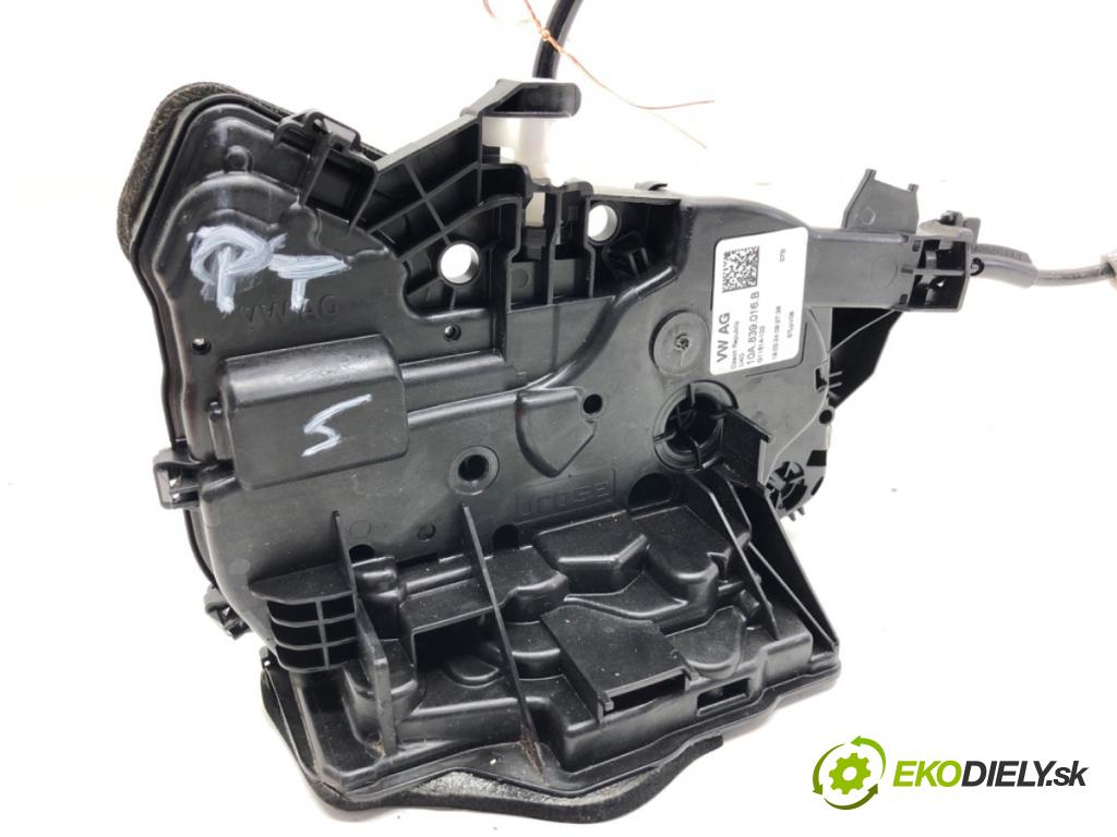 SKODA KAMIQ SUV 2024 85 kW 1.0 TSI 999 zámok Dvere pravy zad 10A839016B