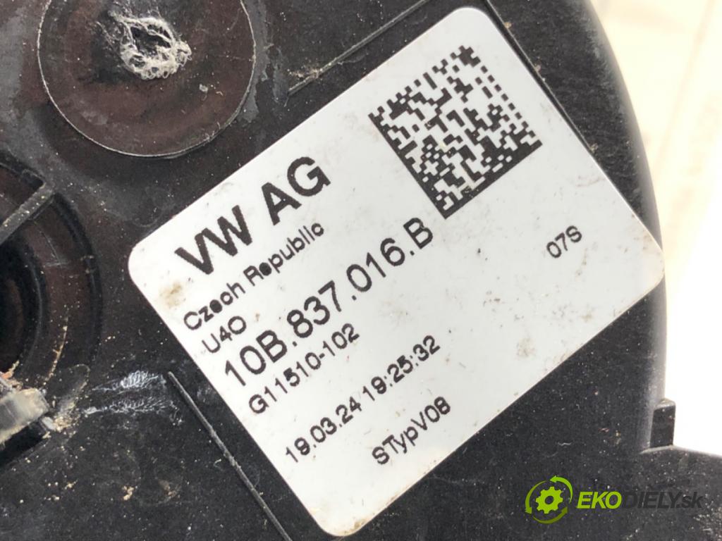 SKODA KAMIQ SUV 2024 85 kW 1.0 TSI 999 zámok Dvere pravy predný 10B837016B