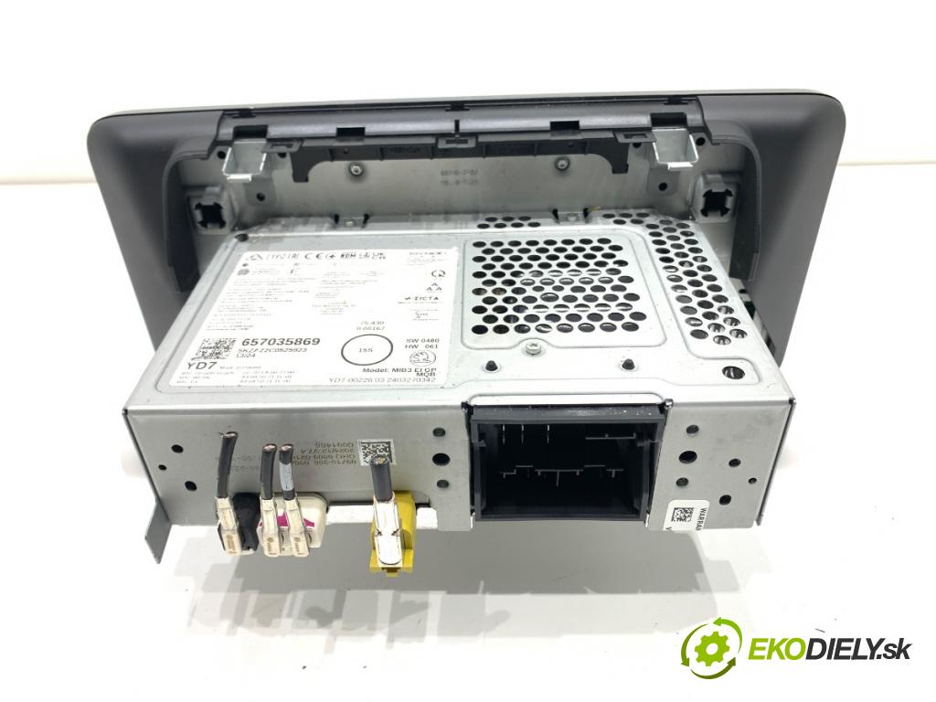 SKODA KAMIQ SUV 2024 85 kW 1.0 TSI 999 Dislpej Navigácia 657035869 (Prístrojová doska)