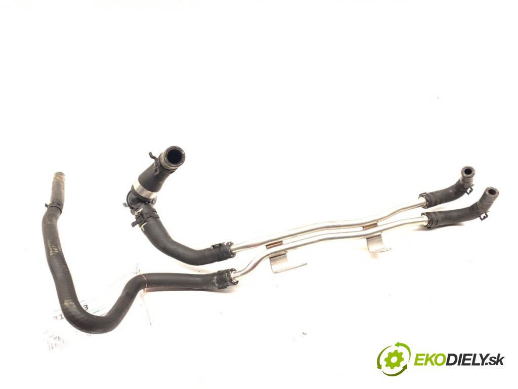 SKODA KAMIQ SUV 2024 85 kW 1.0 TSI 999 Rozdeľovač vody 