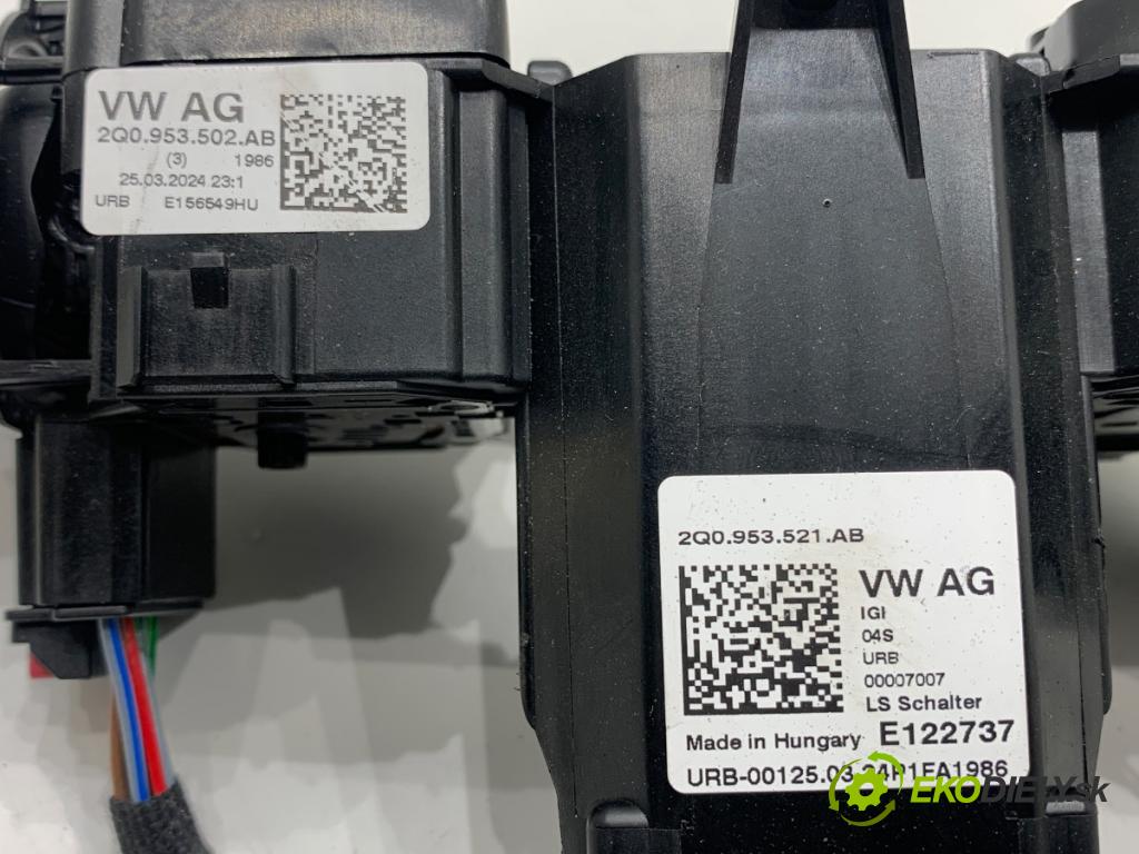 SKODA KAMIQ SUV 2024 85 kW 1.0 TSI 999 Prepínač kombinovaný 2Q0953502AB 2Q0953521AB (Prepínacie páčky pod volantom)