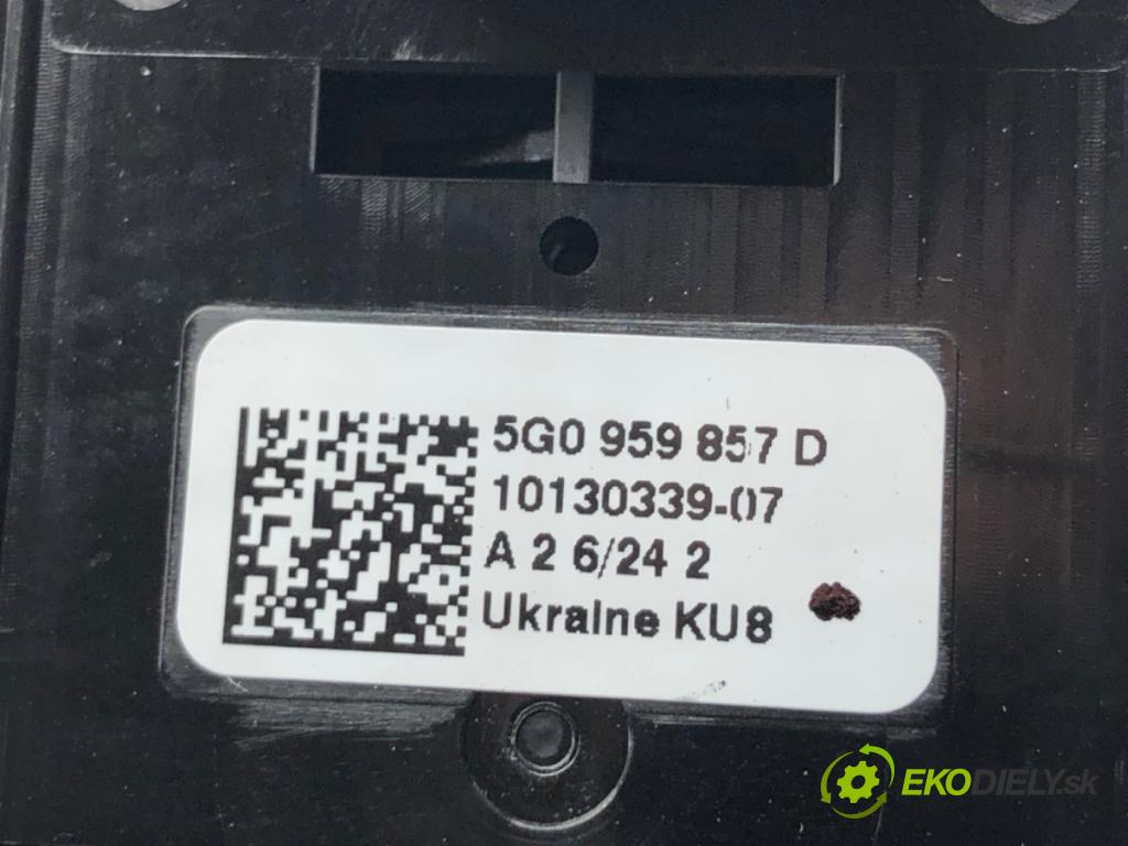 SKODA KAMIQ SUV 2024 85 kW 1.0 TSI 999 Prepínač okien 5G0959857D (Prepínacie páčky pod volantom)