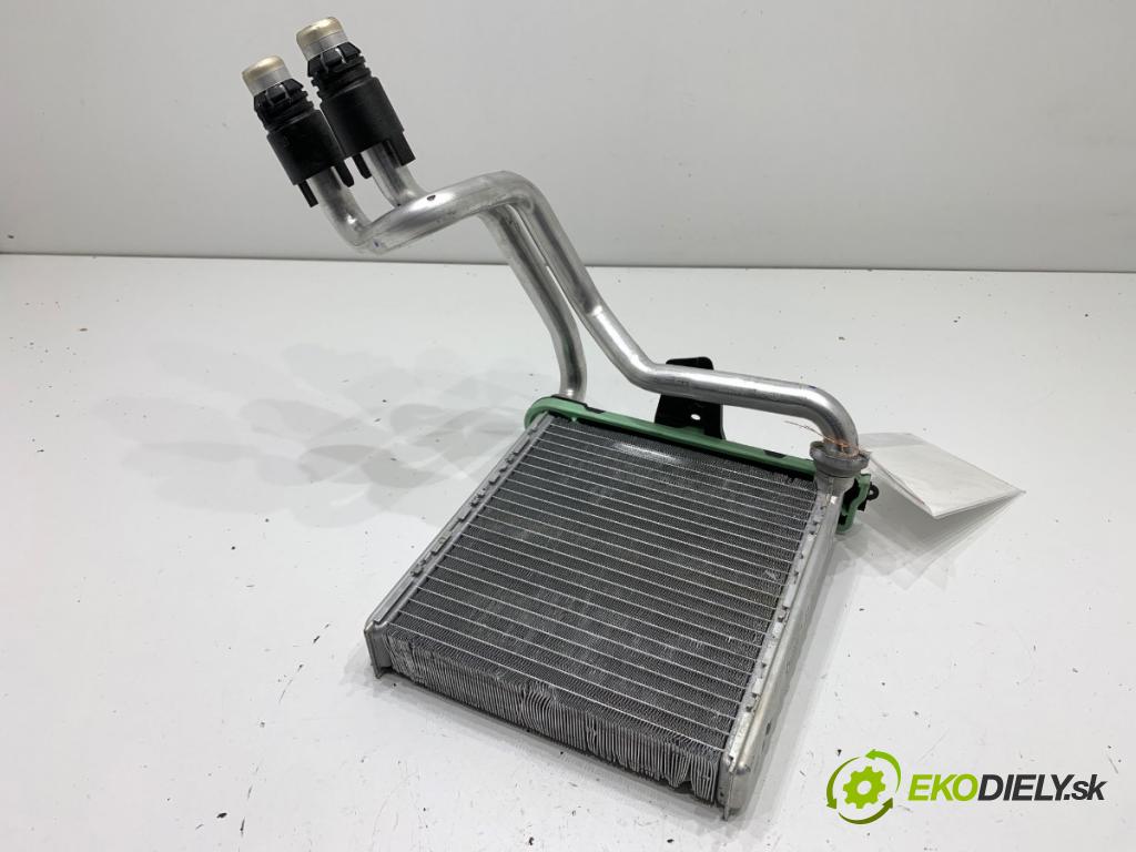 SKODA KAMIQ SUV 2024 85 kW 1.0 TSI 999 topné těleso radiátor topení 2Q1819031 (Radiátor topení)