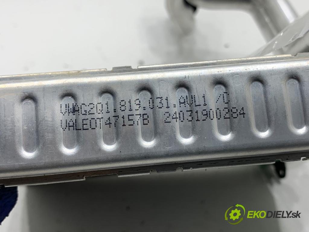SKODA KAMIQ SUV 2024 85 kW 1.0 TSI 999 Výhrevné teleso, radiátor kúrenia 2Q1819031 (Radiátor kúrenia)
