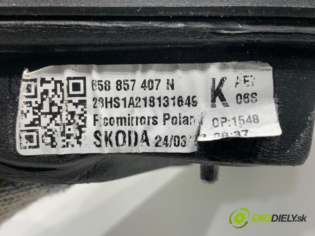 SKODA KAMIQ SUV 2024 85 kW 1.0 TSI 999 Spätné zrkadlo ľavy