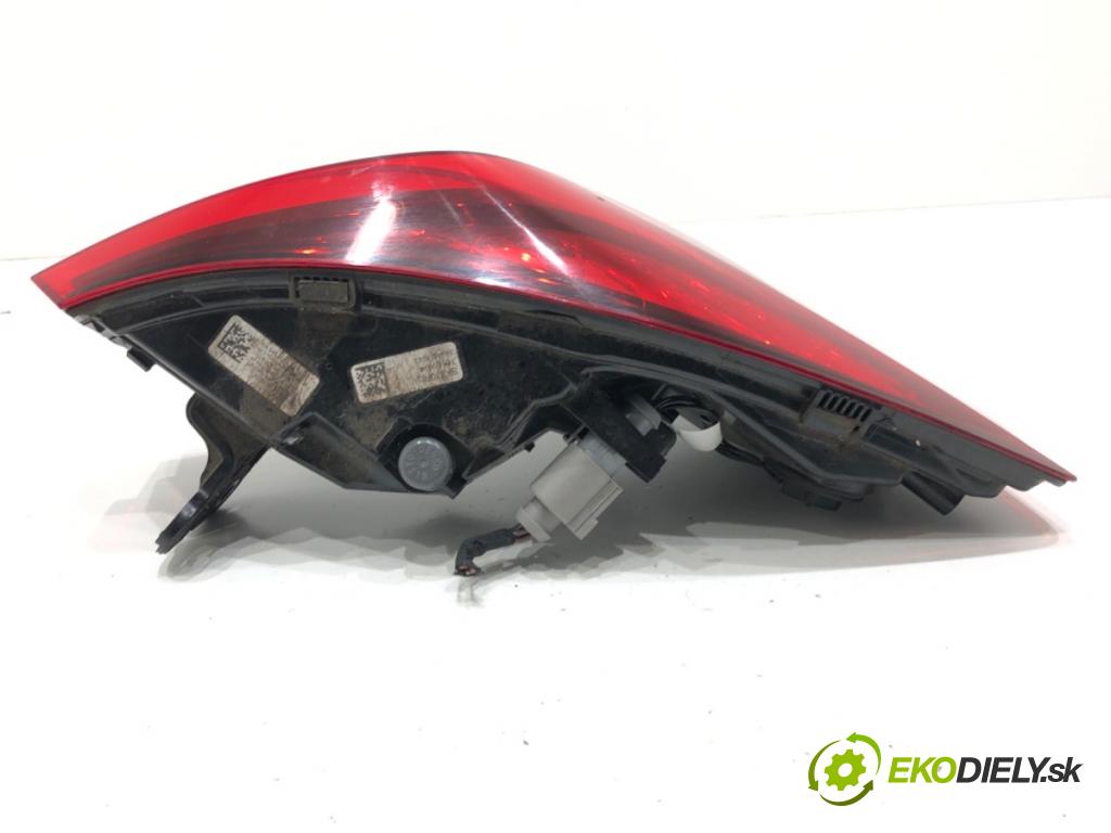 SKODA KAMIQ SUV 2024 85 kW 1.0 TSI 999 Svetlo ľavy zad 658945207A