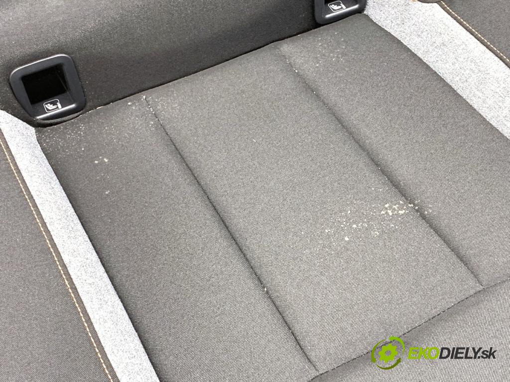 SKODA KAMIQ SUV 2024 85 kW 1.0 TSI 999 Sedadlo druhý rad